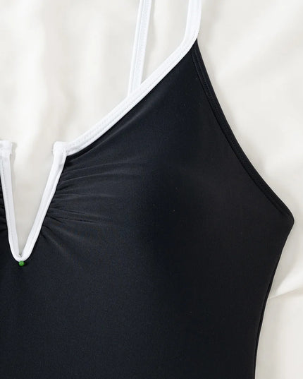 Vintage Black Patchwork One Piece Swimsuit 2026 Women Halter V Neck Slim Fit Tummy Control Swimwear Beach Bathing Suit Monokini